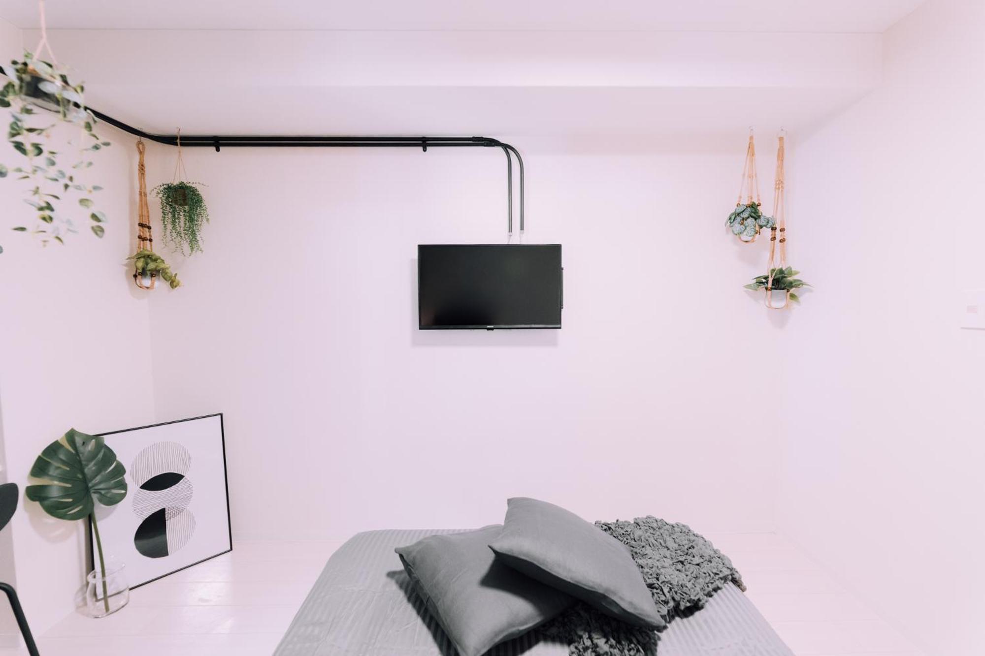 Apartment Minimalist Loft Namba Compact With A 24-hour Gym Ma902